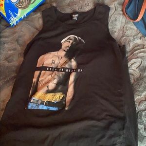 I’m selling a Tupac shirt